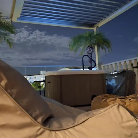Nissi Golden Sands Paradi Apartmán *